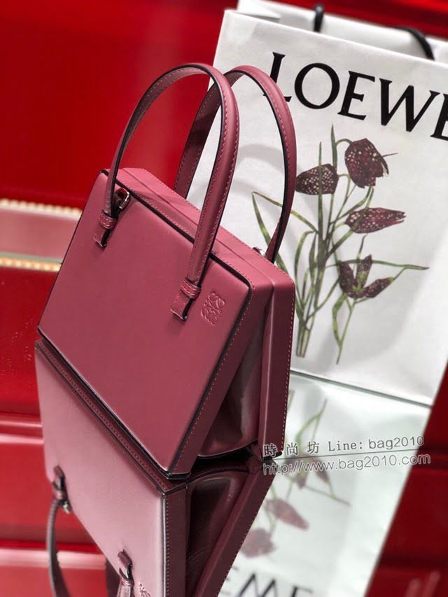 LOEWE包包 羅意威小號postal手袋 羅意威手提單肩斜挎包 10162  tcl1121